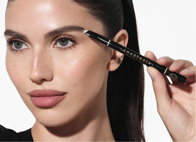 Unveil Your Iconic Beauty