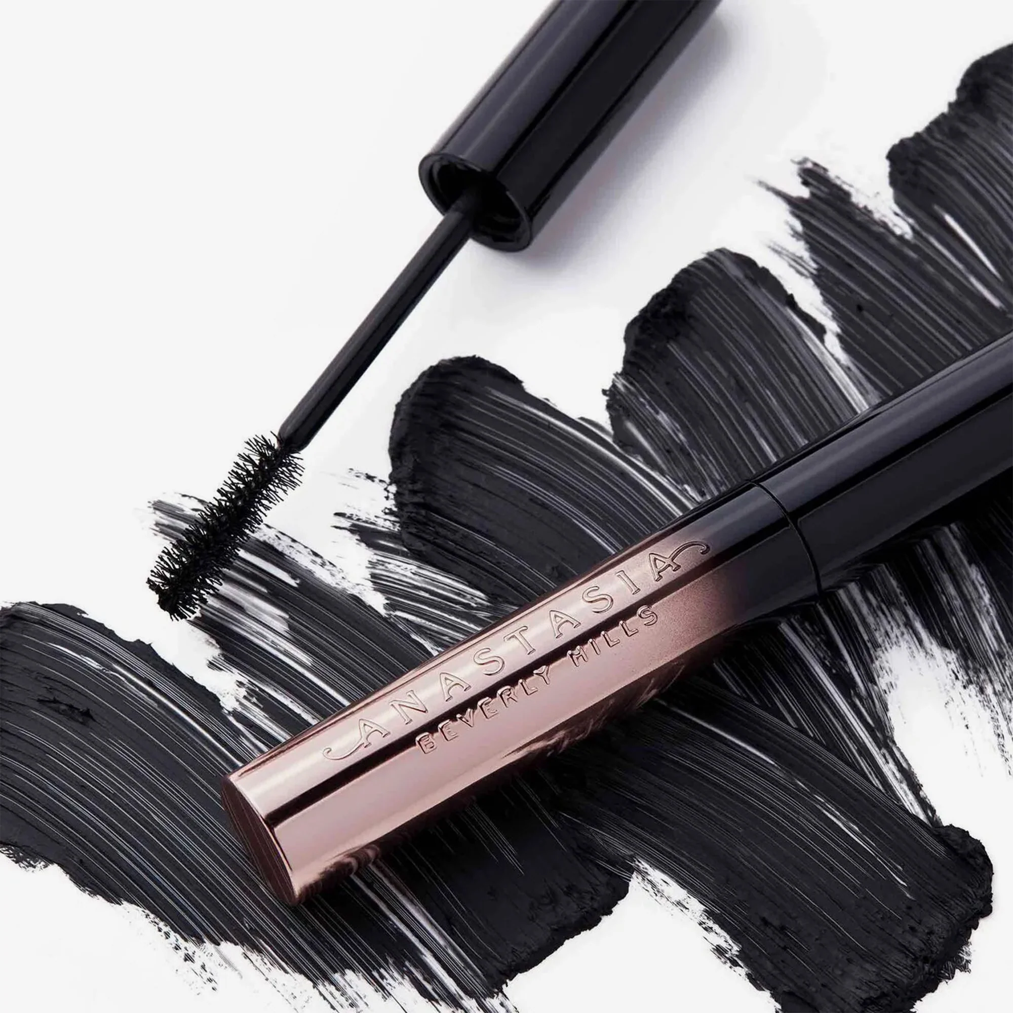 Mini Lash Brag® Volumizing Mascara - Image 4